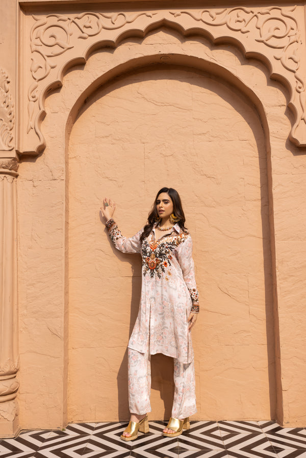 IVORY JEWEL SELF PRINTED CORDS SET