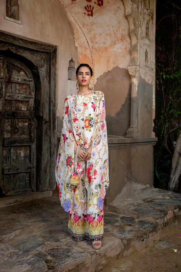 IVORY FLORAL PRINTED CAPE SET