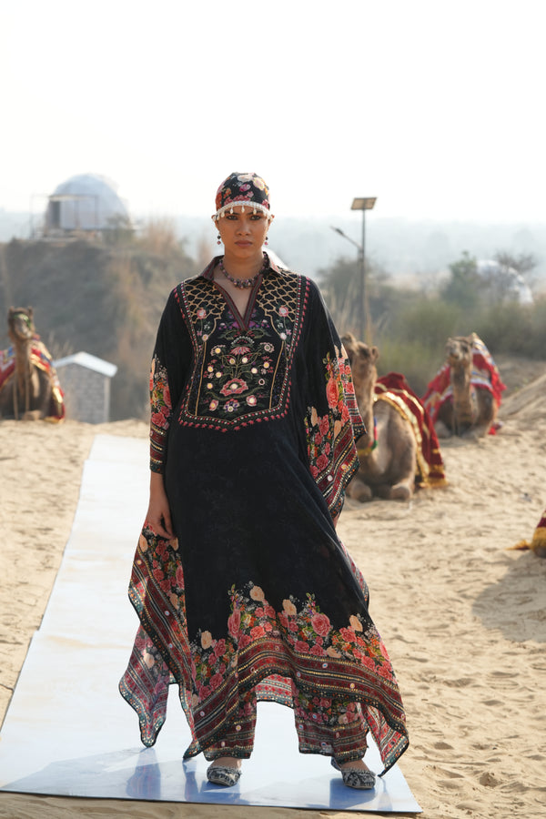 BLACK ROSE PRINTED SQUARE KAFTAN