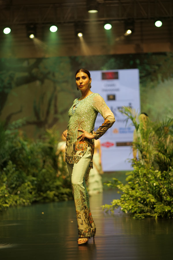 AQUA MUGHAL PRINTED/ SEQUINS EMBROIDERED SHORT KURTI AND PANTS