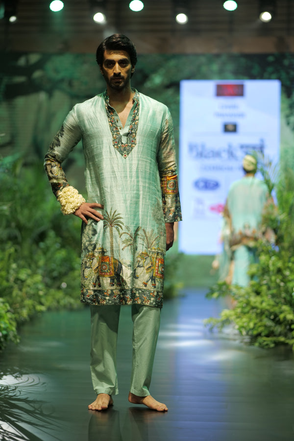 AQUA MUGHAL PRINTED KURTA AND PYJAMA