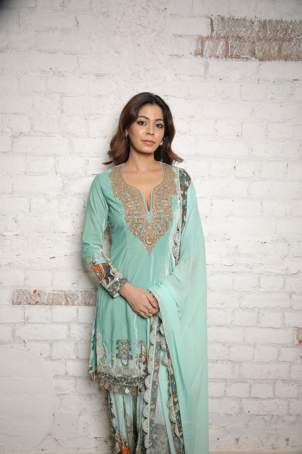 AQUA MUGHAL PRINTED FARSHI SALWAR WITH VELVET KURTA AND DUPATTA